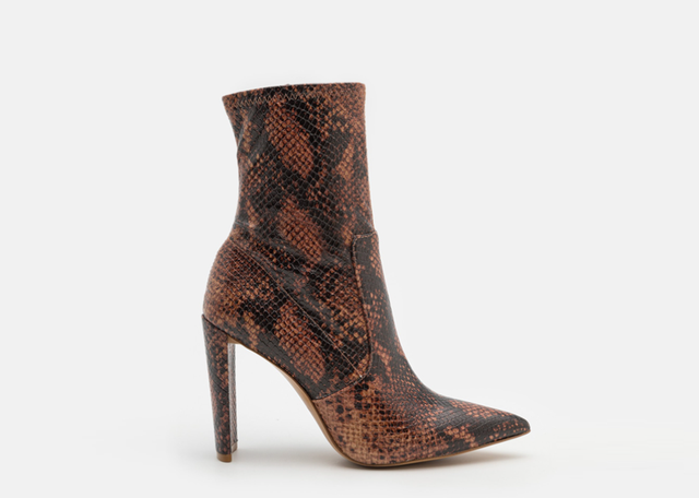 Çizme me motive kafshësh, 8 modelet më "IN" për