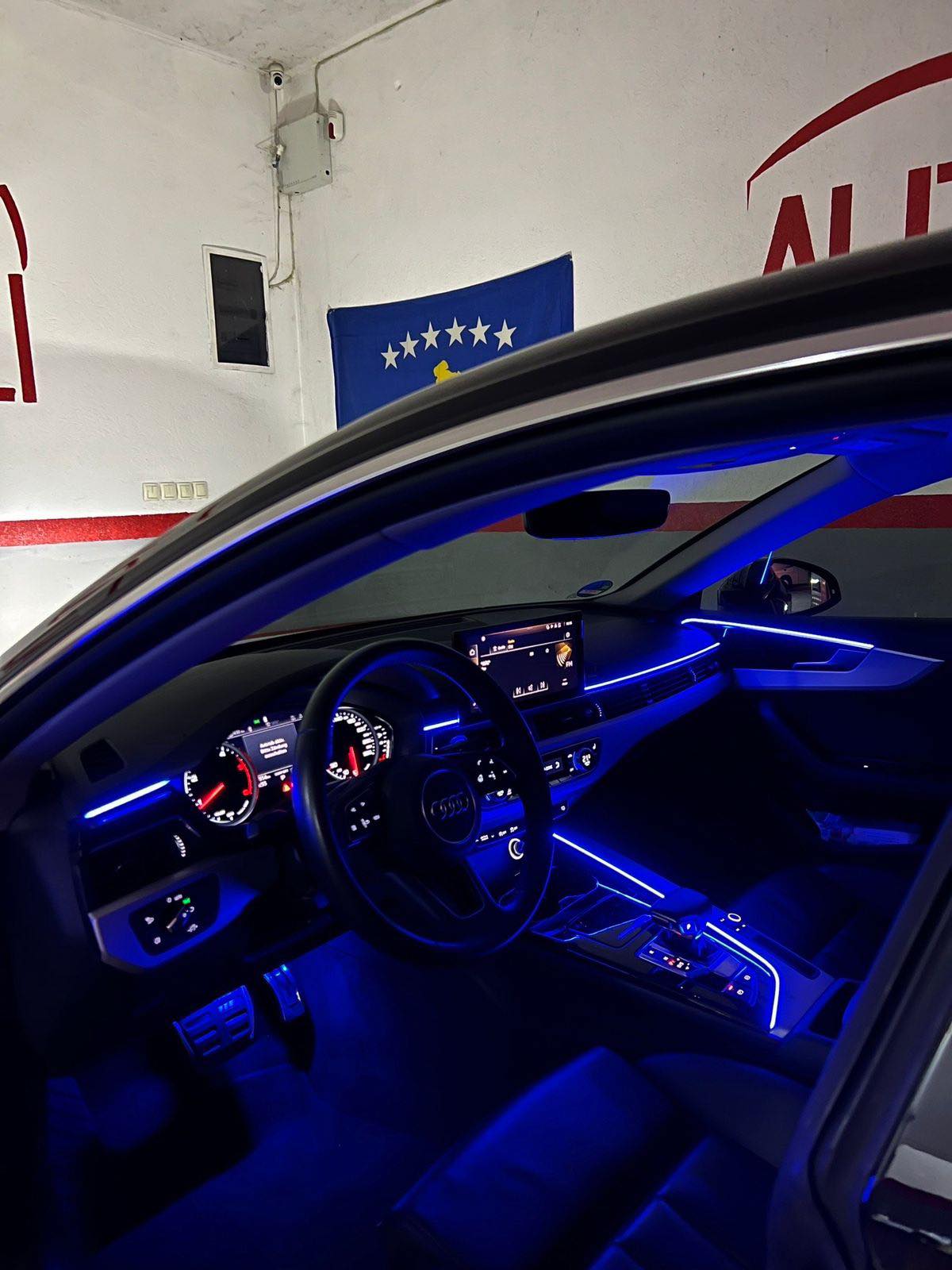 No description available.