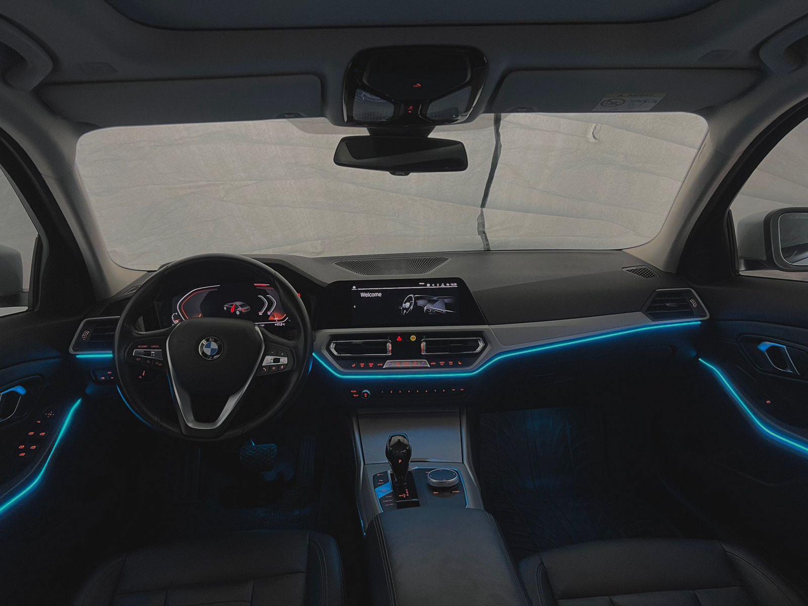 No description available.