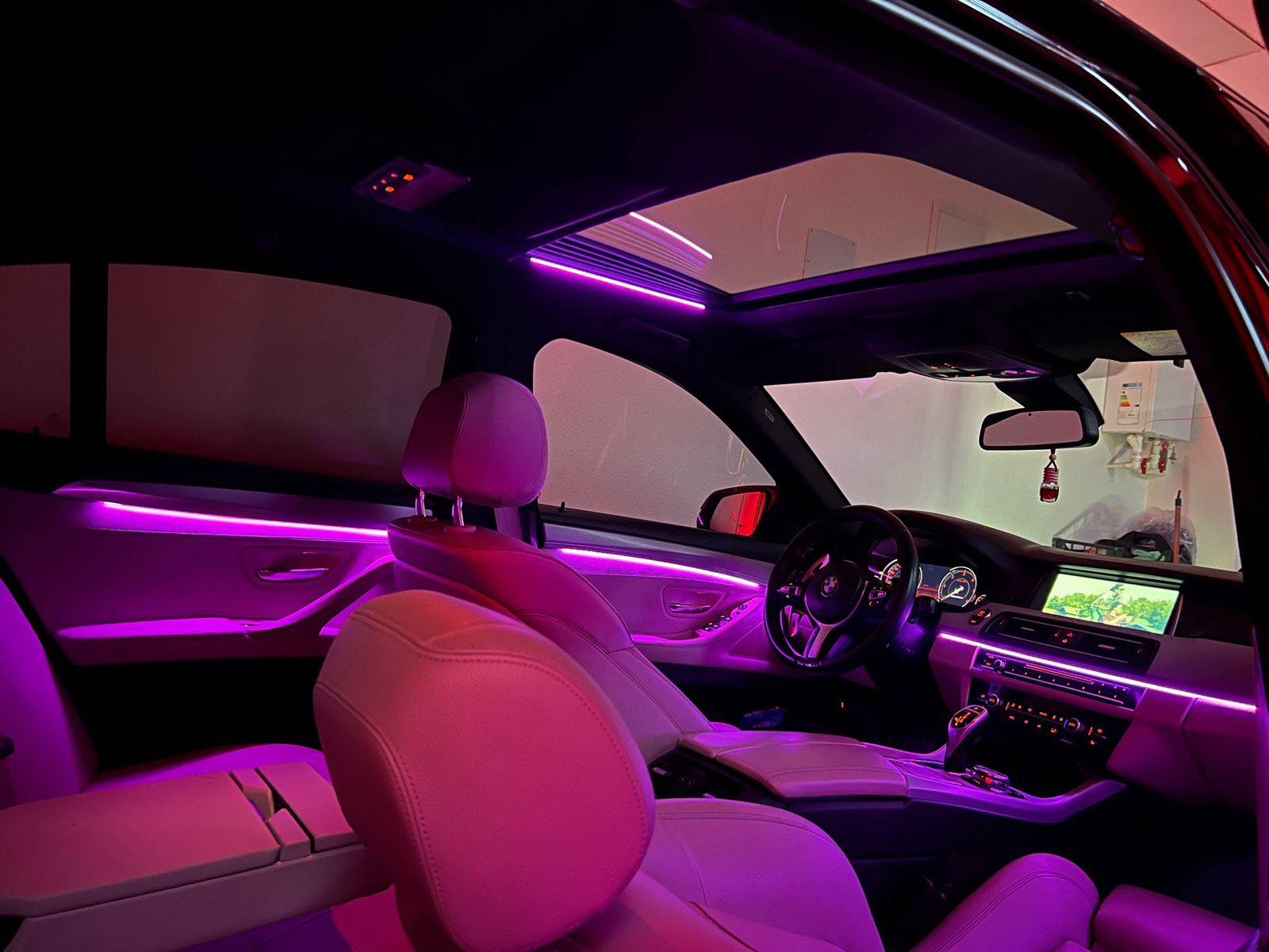 No description available.