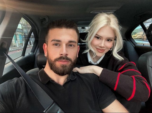 Fjoralba Ponari prezanton vëllain dhe vajzat u çmendën