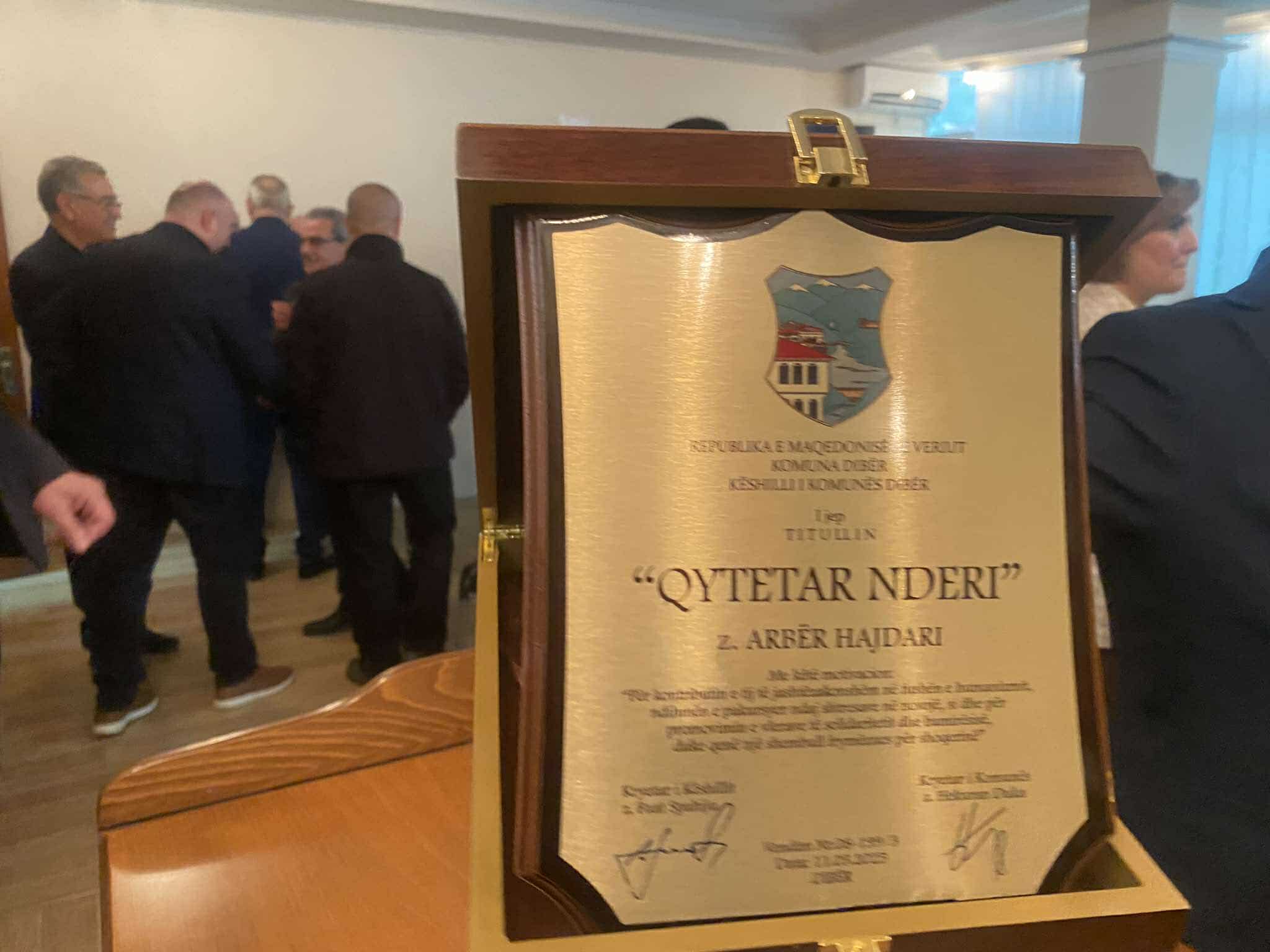 No description available.